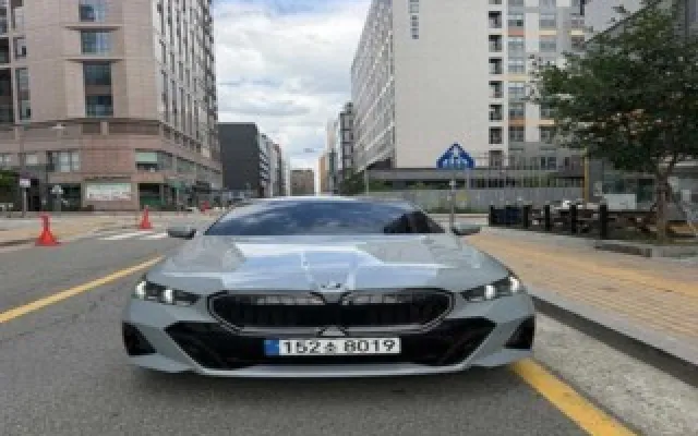 더뉴렉스턴스포츠칸 중고차 5시리즈 (G60) 520i 매물 사진 12 - 2026/01 11,571km