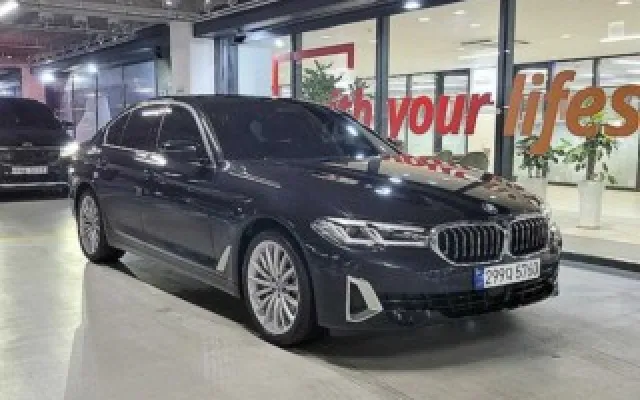더뉴렉스턴스포츠칸 중고차 5시리즈 (G30) 530i xDrive 럭셔리 매물 사진 2 - 2023/03 49,982km